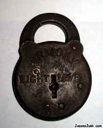 Armory_Eight_Lever_Lock_01